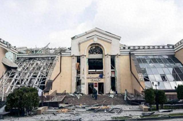 正版皇冠信用网_好大喜功！乌军半场开香槟正版皇冠信用网，不料把敌人引来，连吃2枚导弹