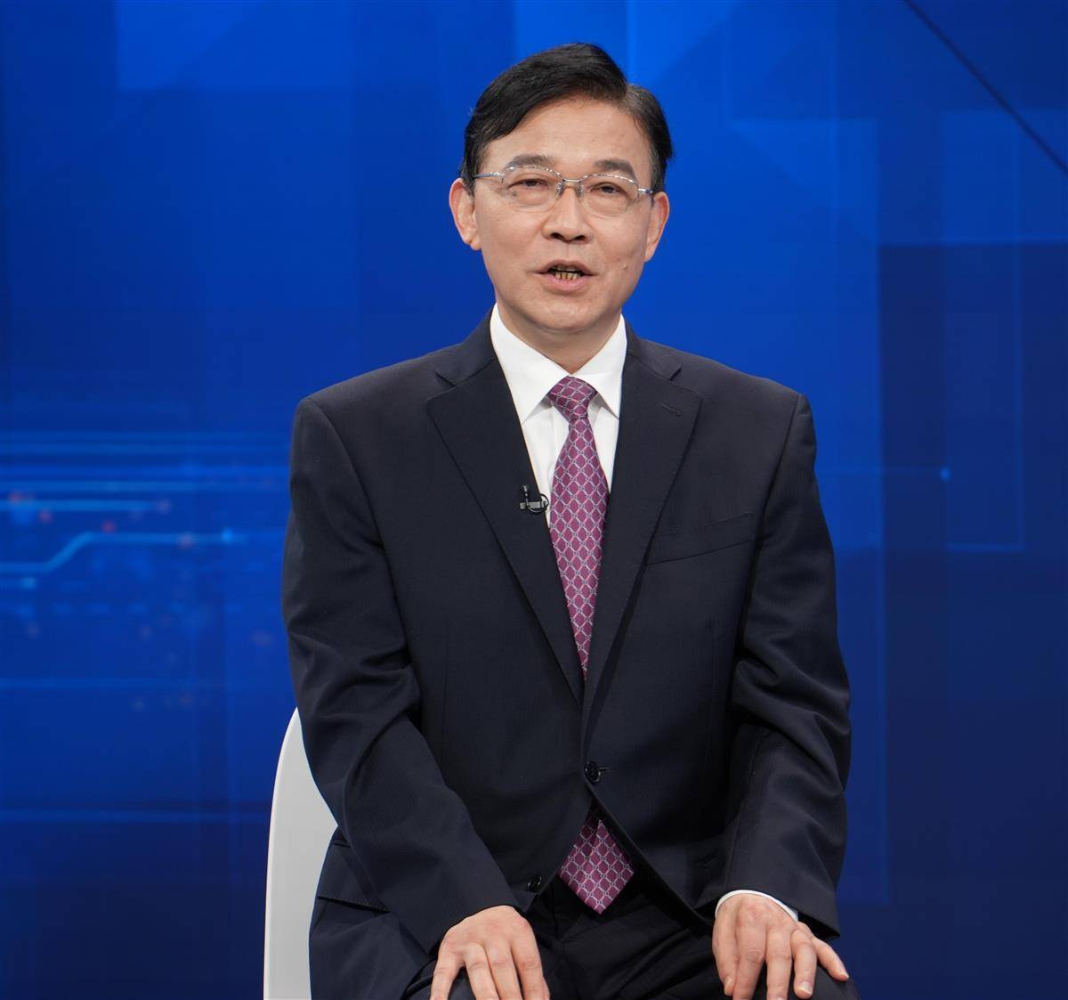 皇冠信用网最高占成_湖北省科技厅党组书记、厅长冯艳飞：科技先行 为建成支点提供坚实支撑