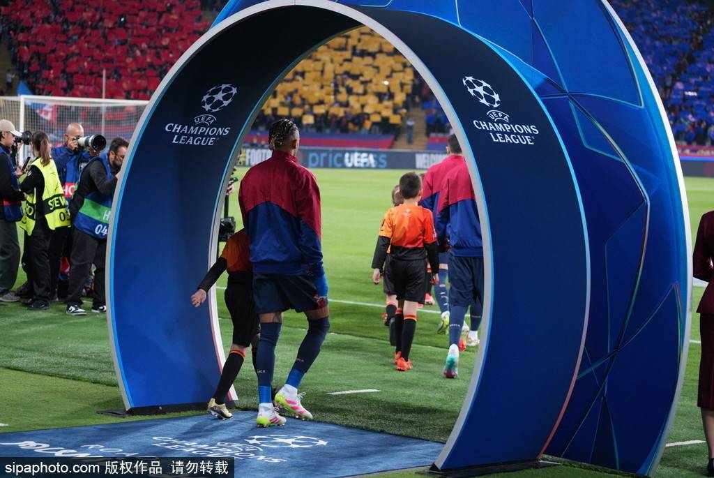 NBA比分_拉波尔塔高调放话：巴萨三冠王只是开始！硬撼皇马NBA比分，新梅西已在阵中？