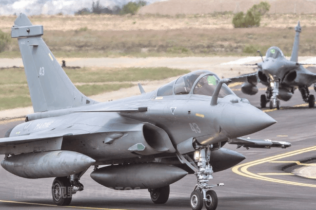 皇冠信用网出租代理_印度迎来军工重大突破皇冠信用网出租代理,法国达索妥协启示深远,歼10也在背后助力?