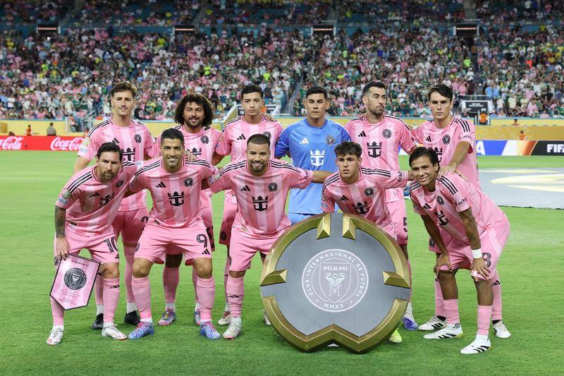 本菲卡v拜仁慕尼黑_将战巴黎本菲卡v拜仁慕尼黑！世俱杯-苏牙一条龙破门 迈阿密国际2-2小组第2出线