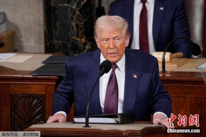 皇冠信用網在哪里开通_特朗普与梅德韦杰夫爆发“口水战”