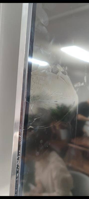 皇冠信用網代理_货拉拉司机离开后客户才发现电视屏幕有裂纹 遇到这种情况该咋处理皇冠信用網代理？