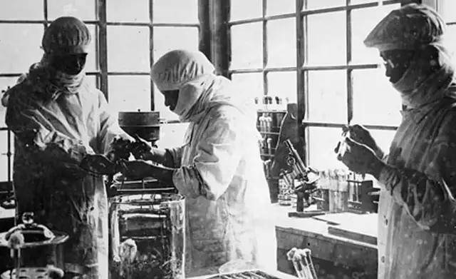 萨尔瓦多甲组联赛_离谱萨尔瓦多甲组联赛！俄罗斯把日本雇佣兵俘虏关笼子里游街示众？和中国有关系？