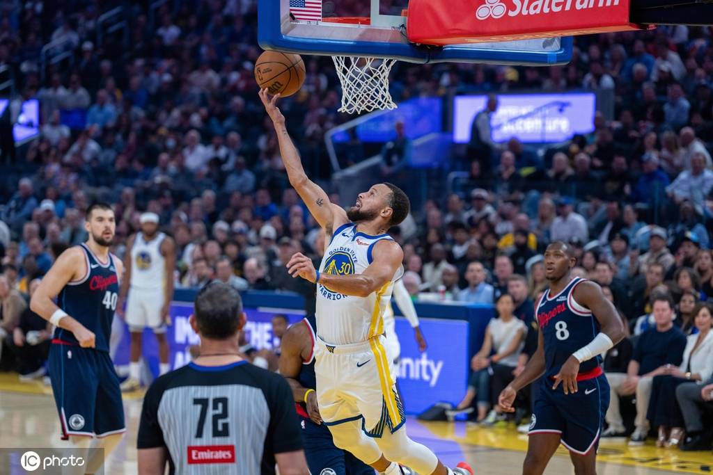 皇冠信用网址_库里19+8哈登下半场0分 勇士轻取快船两连胜