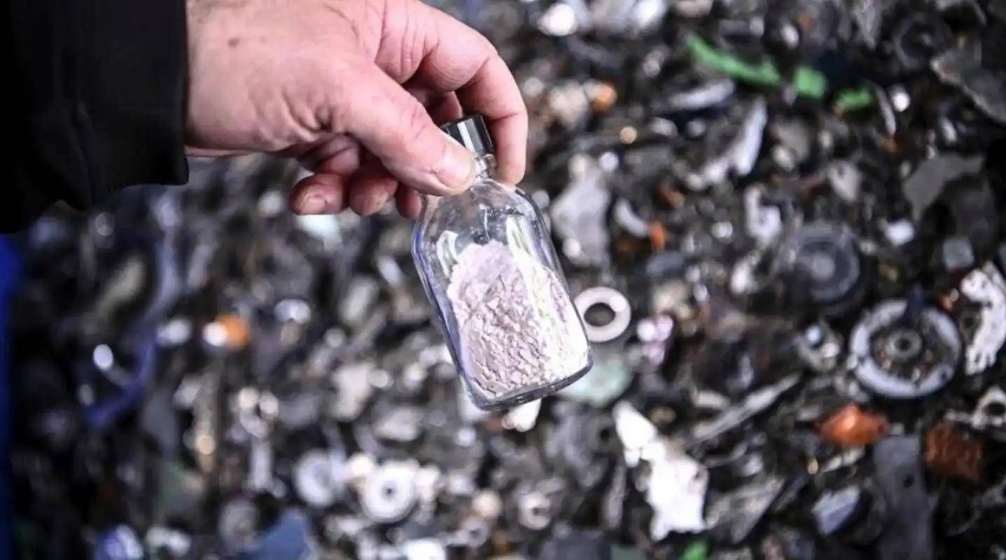 皇冠信用盘在线注册_中美要握手言和了？欧盟立马变脸皇冠信用盘在线注册，突然给中国“戴高帽”，周四在布鲁塞尔不见不散！