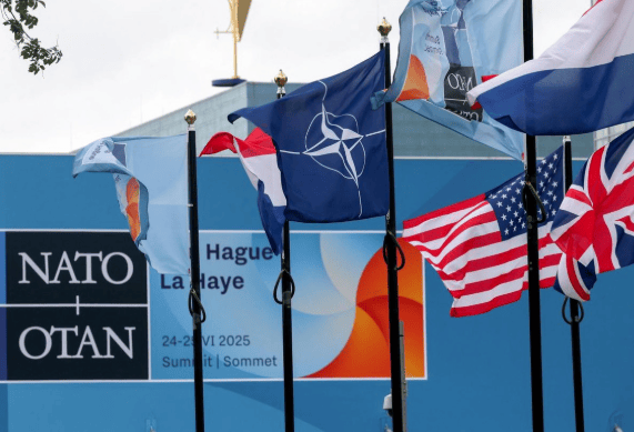 信用网皇冠申请注册
_乌军断粮7天大规模投降信用网皇冠申请注册
,德国先下手为强,凑80万大军与俄罗斯硬刚到底?俄乌局势重大反转