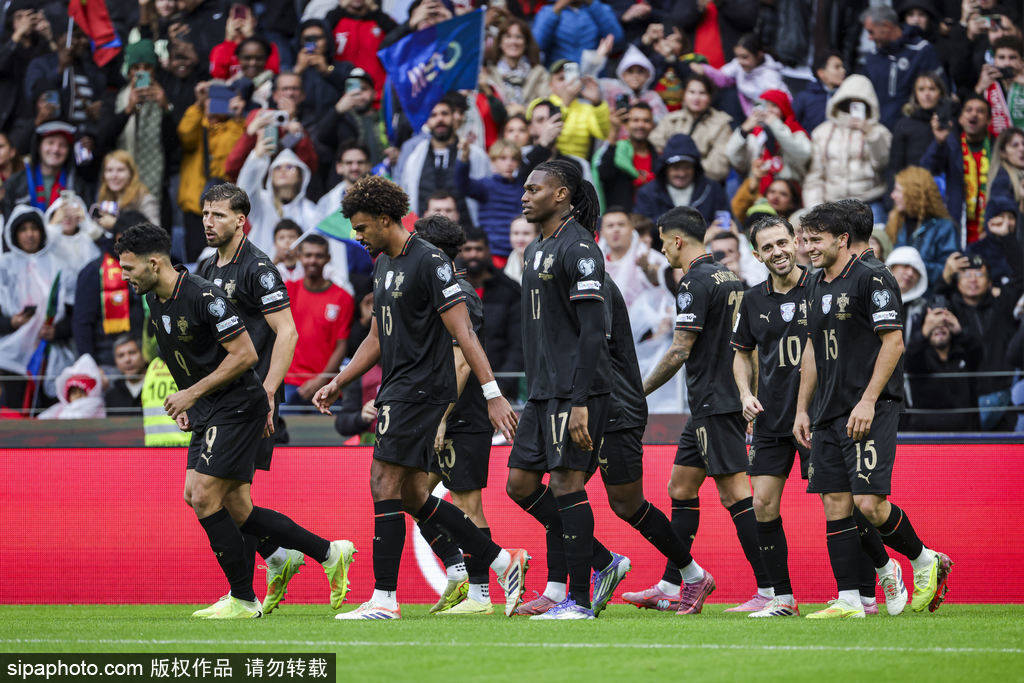 皇冠信用网开户_直通世界杯皇冠信用网开户！世预赛-C罗停赛B费戴帽 葡萄牙9-1亚美尼亚