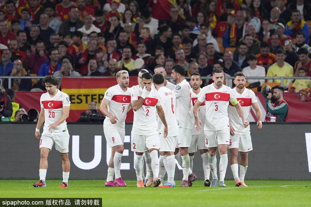 皇冠登一登二登三区别_直通世界杯皇冠登一登二登三区别！世预赛-奥尔莫破门 西班牙2-2土耳其