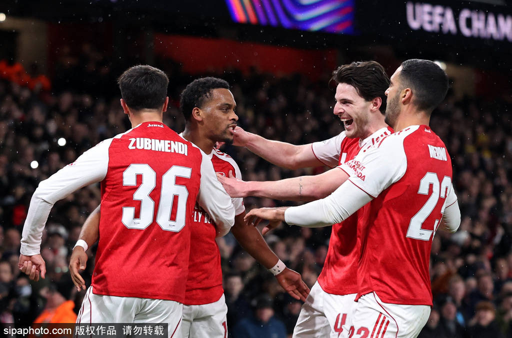 皇冠球盘app_欧冠-诺伊尔失误送空门 阿森纳3-1拜仁5战全胜登顶