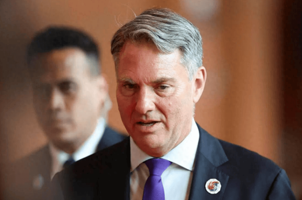 皇冠信用网APP下载_中国海军075舰、055大驱现身澳洲皇冠信用网APP下载，澳方高度戒备，澳军P-8A紧盯不放！