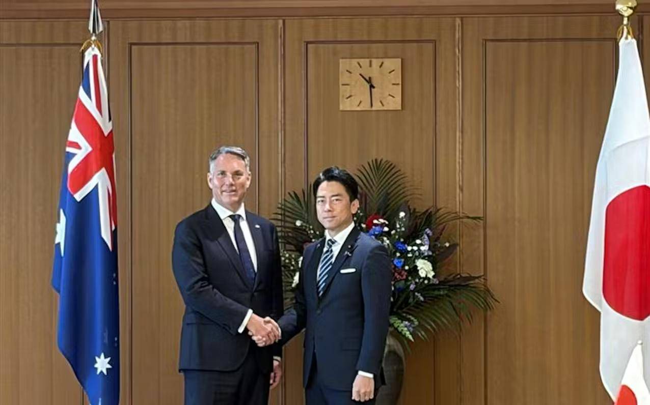 如何申请皇冠信用网_歼15在琉球上空两次锁定F15如何申请皇冠信用网，日本终于明白：印军阵风怎么输的了