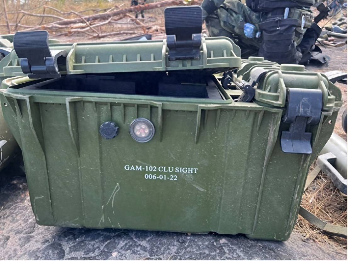 皇冠皇冠代理平台_洪森父子没想到皇冠皇冠代理平台，柬埔寨丢盔弃甲，大量武器落到泰国手中，连泰国湾也被泰军封锁！