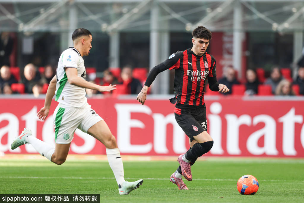 皇冠信用网网址_恩昆库转会风波:米兰遭土超豪门报价皇冠信用网网址,背后隐藏的市场策略与战术布局