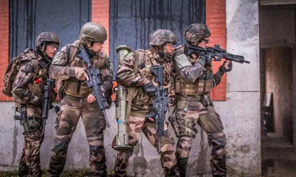 皇冠信用网登1_兵败如山倒！俄特种部队拿下指挥部皇冠信用网登1，乌军第155独立机械化旅，几乎全员从前线叛逃