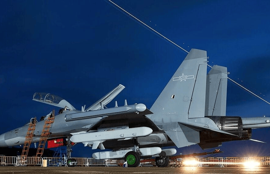 正版皇冠信用网代理_对峙升级正版皇冠信用网代理,台军公布F16V“锁定”歼16画面,距开火只剩一个按钮?