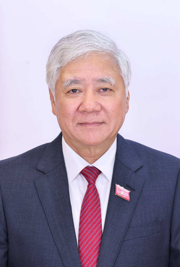 世界杯皇冠平台_越共第十四届中央政治局成员名单公布