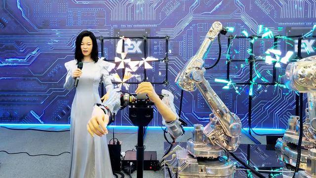 世界杯皇冠足球平台_中方高规格招待世界杯皇冠足球平台,默茨接过鲜花,走进人民大会堂前,他喊出了9个字